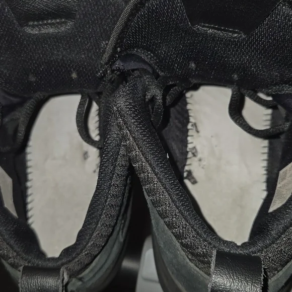 Adidas Crazy 8 ADV 'Black Red' - Picture 11 of 16